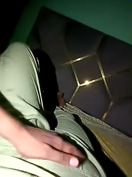 hot manishacpl online show from October 8, 2025, 5:54 pm