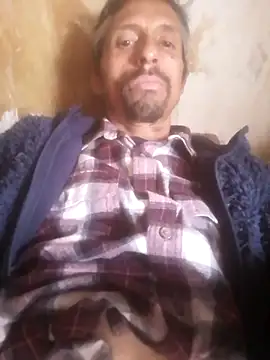 maxpowers84 online show from May 22, 2026, 4:12 pm