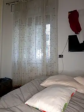 amalia202555 online show from January 12, 2026, 3:06 pm