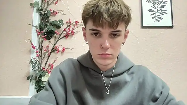 Milk Guy online show from November 13, 2025, 3:33 pm