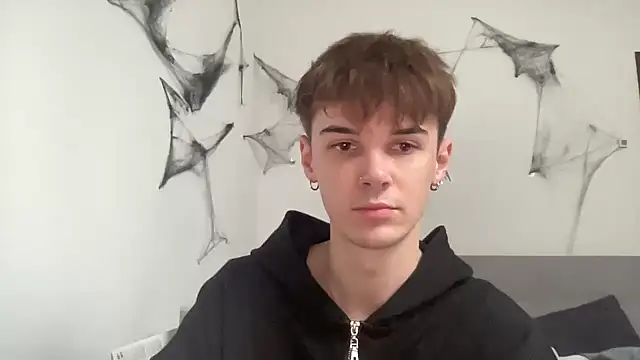 Milk Guy online show from November 21, 2025, 11:09 am