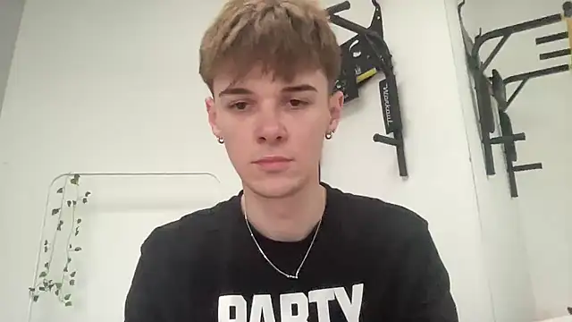 Milk Guy online show from December 15, 2025, 12:31 pm