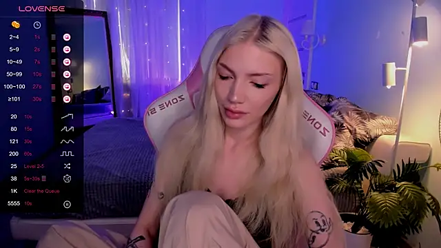AnyaTaylor  online show from June 7, 2026, 2:27 am