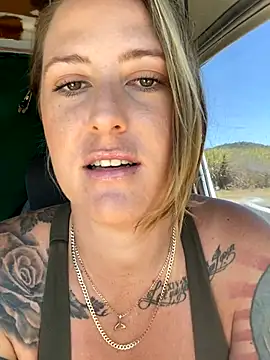 OdetteDelane online show from October 21, 2025, 2:34 am