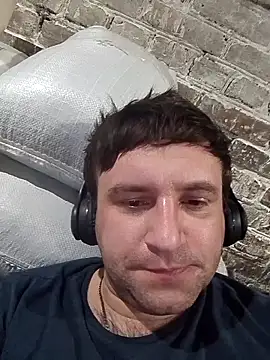 Ivandovxxxl 1010 online show from February 28, 2026, 2:45 am