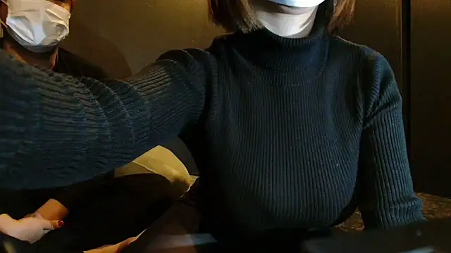 JURIO0715 online show from February 19, 2026, 5:42 pm