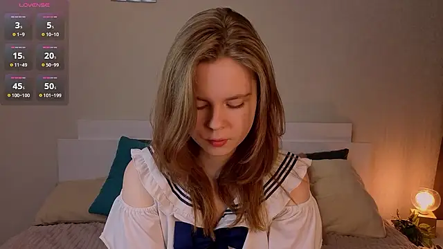 JulietteRain online show from February 1, 2026, 7:01 pm