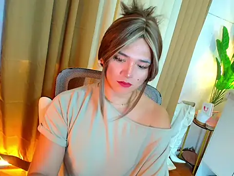 ScarletMoore online show from May 31, 2026, 5:31 pm