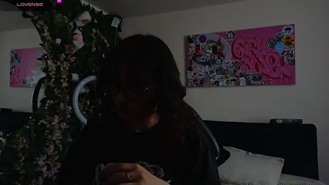 MiaVelvetDoll online show from February 23, 2026, 2:03 pm