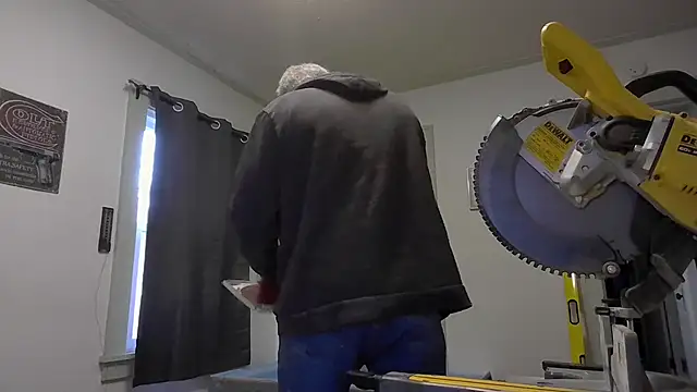 Sexyjennyxh online show from February 16, 2026, 11:12 pm