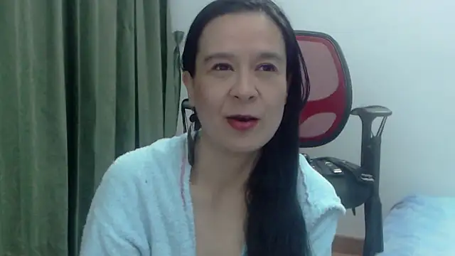 Aileendarkhot online show from November 28, 2025, 5:43 am