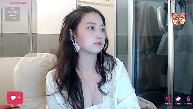 xx9938 online show from October 29, 2025, 1:46 pm