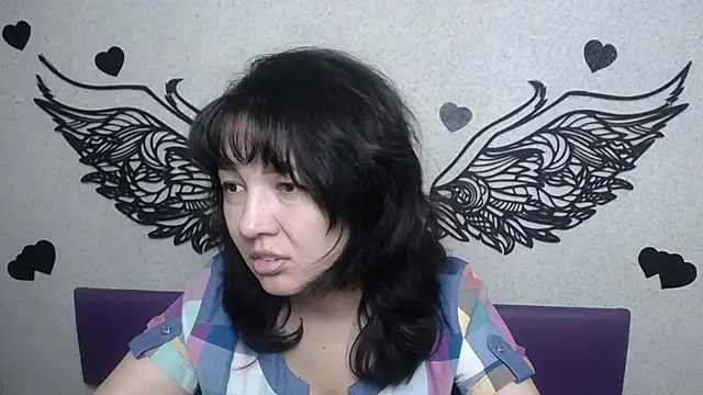 SelenaFly online show from September 13, 2025, 11:10 am