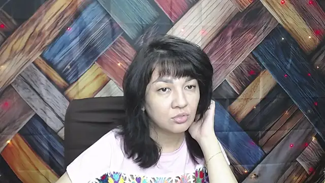 SelenaFly online show from September 24, 2025, 5:11 am