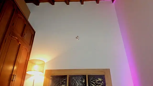 valentina king18 online show from February 20, 2026, 3:03 am