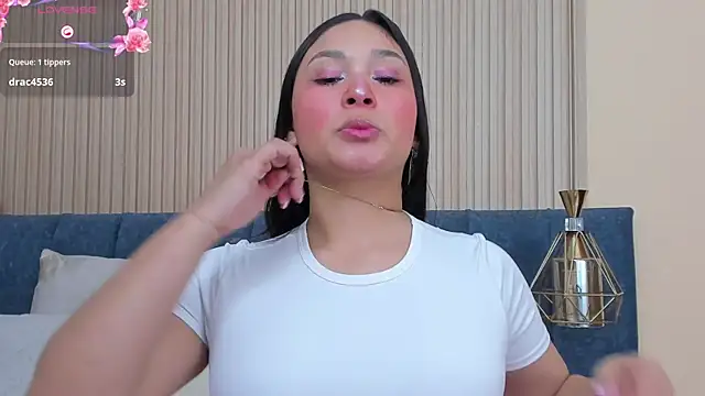 angel ponce online show from September 30, 2025, 7:08 pm