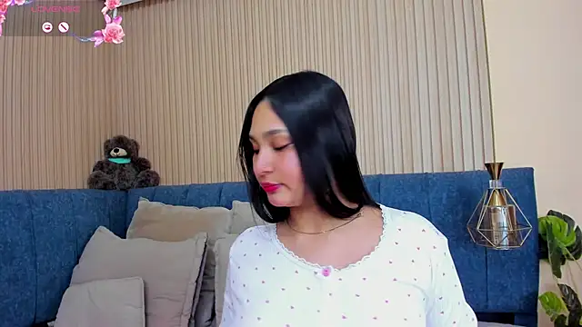 angel ponce online show from December 18, 2025, 7:09 pm