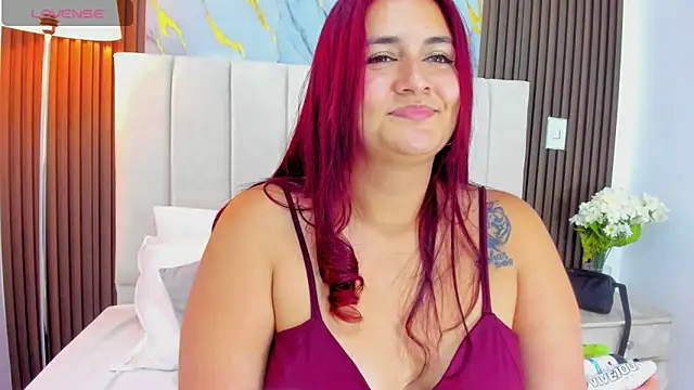 Victoria Guzman online show from April 16, 2026, 5:25 pm