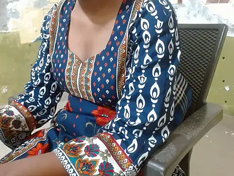 Snapshot of shallyji chatting on October 15, 2025, 5:51 am shallyji online show from October 15, 2025, 5:51 am