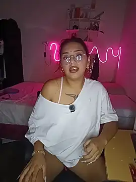 SoftLady S33 online show from March 23, 2026, 9:52 pm