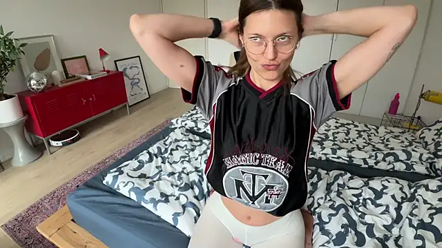 Scorpion Peach online show from October 24, 2025, 10:22 am