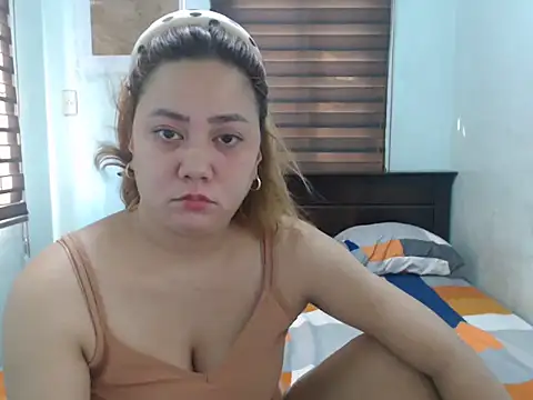 Snapshot of Hello_Kiffy69 chatting on May 20, 2026, 11:22 pm Hello Kiffy69 online show from May 20, 2026, 11:22 pm