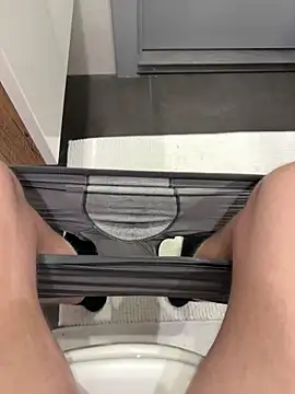 Snapshot of myPriority01 chatting on October 10, 2025, 4:17 pm myPriority01 online show from October 10, 2025, 4:17 pm