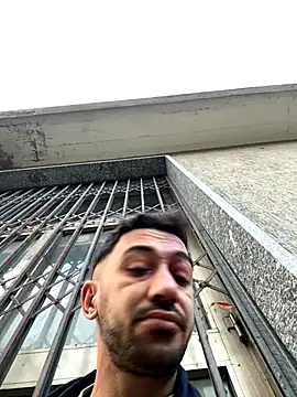 piacentino69 online show from November 7, 2025, 6:46 am