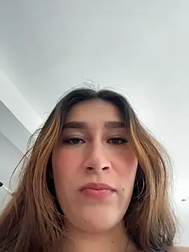 Snapshot of Isa_Villamarin chatting on October 7, 2025, 3:20 pm Isa Villamarin online show from October 7, 2025, 3:20 pm