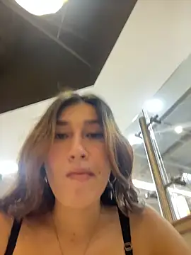 Snapshot of Isa_Villamarin chatting on October 8, 2025, 2:14 pm Isa Villamarin online show from October 8, 2025, 2:14 pm