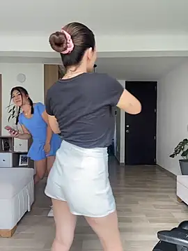 Snapshot of Isa_Villamarin chatting on October 23, 2025, 3:44 pm Isa Villamarin online show from October 23, 2025, 3:44 pm