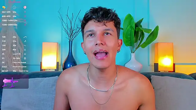 Leo Savage  online show from April 8, 2026, 4:45 am