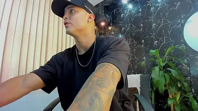 Alexander ferre online show from October 15, 2025, 1:00 pm