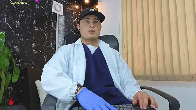 Alexander ferre online show from March 17, 2026, 1:47 pm