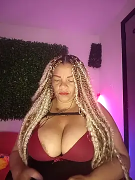 Eva Luxei online show from November 12, 2025, 12:38 pm