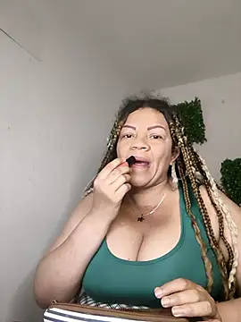 Eva Luxei online show from April 11, 2026, 7:56 am