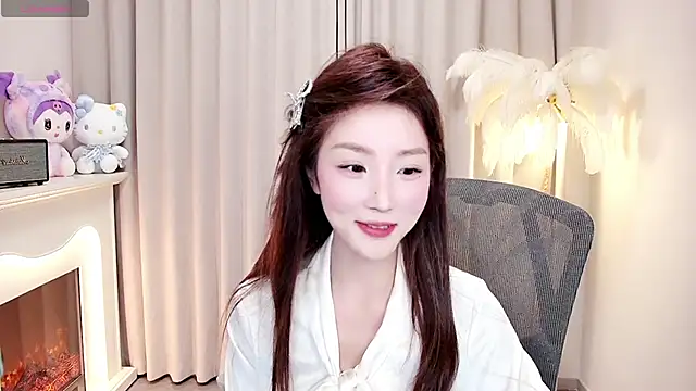 Snapshot of cygj7 chatting on October 12, 2025, 12:04 pm cygj7 online show from October 12, 2025, 12:04 pm