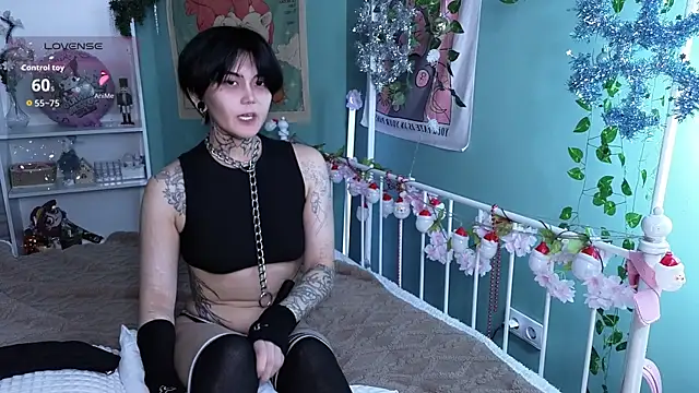 GothXRaven online show from January 9, 2026, 3:26 pm