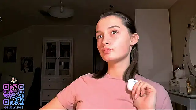 DarlineBrustera online show from November 27, 2025, 2:19 pm