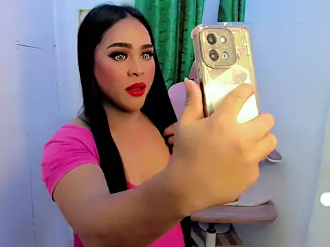 Snapshot of slutty_jaya chatting on November 21, 2025, 1:43 pm slutty jaya online show from November 21, 2025, 1:43 pm