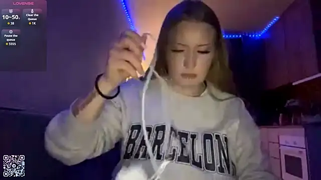 PandaFluff online show from February 26, 2026, 6:18 pm