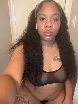 Snapshot of ObsessedWLyla chatting on January 15, 2026, 10:09 am ObsessedWLyla online show from January 15, 2026, 10:09 am