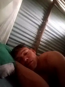 Snapshot of Franklin111230 chatting on October 18, 2025, 11:55 am Franklin111230 online show from October 18, 2025, 11:55 am