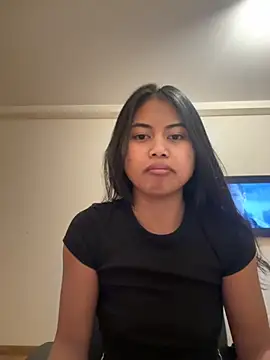 Danashy online show from October 29, 2025, 7:37 pm