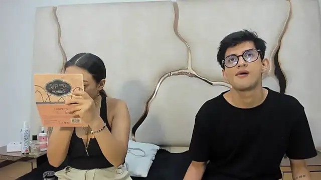 Snapshot of Noa_Arez chatting on October 17, 2025, 6:38 am Noa Arez online show from October 17, 2025, 6:38 am