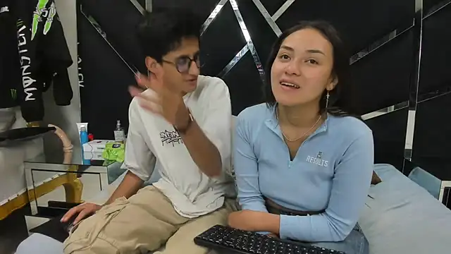 Snapshot of Noa_Arez chatting on February 15, 2026, 7:27 am Noa Arez online show from February 15, 2026, 7:27 am