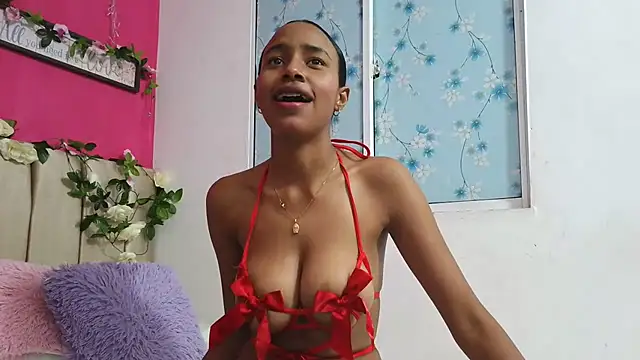 Luna lan online show from September 11, 2025, 2:44 am