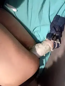 Snapshot of Samydolce chatting on October 17, 2025, 4:31 pm Samydolce online show from October 17, 2025, 4:31 pm