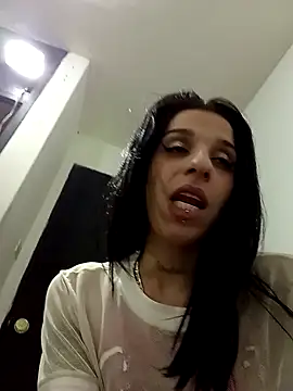 wet dreams001 online show from September 24, 2025, 11:02 am