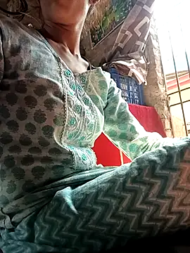 priyastrip314 online show from February 17, 2026, 7:05 am